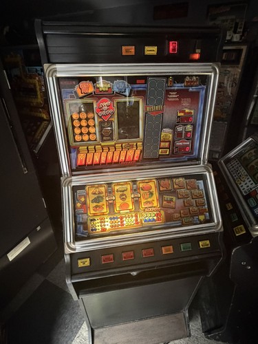 Moneygame deluxe fruit machine - deluxe,