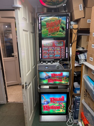 Barcrest 777 fruit machine - barcrest,